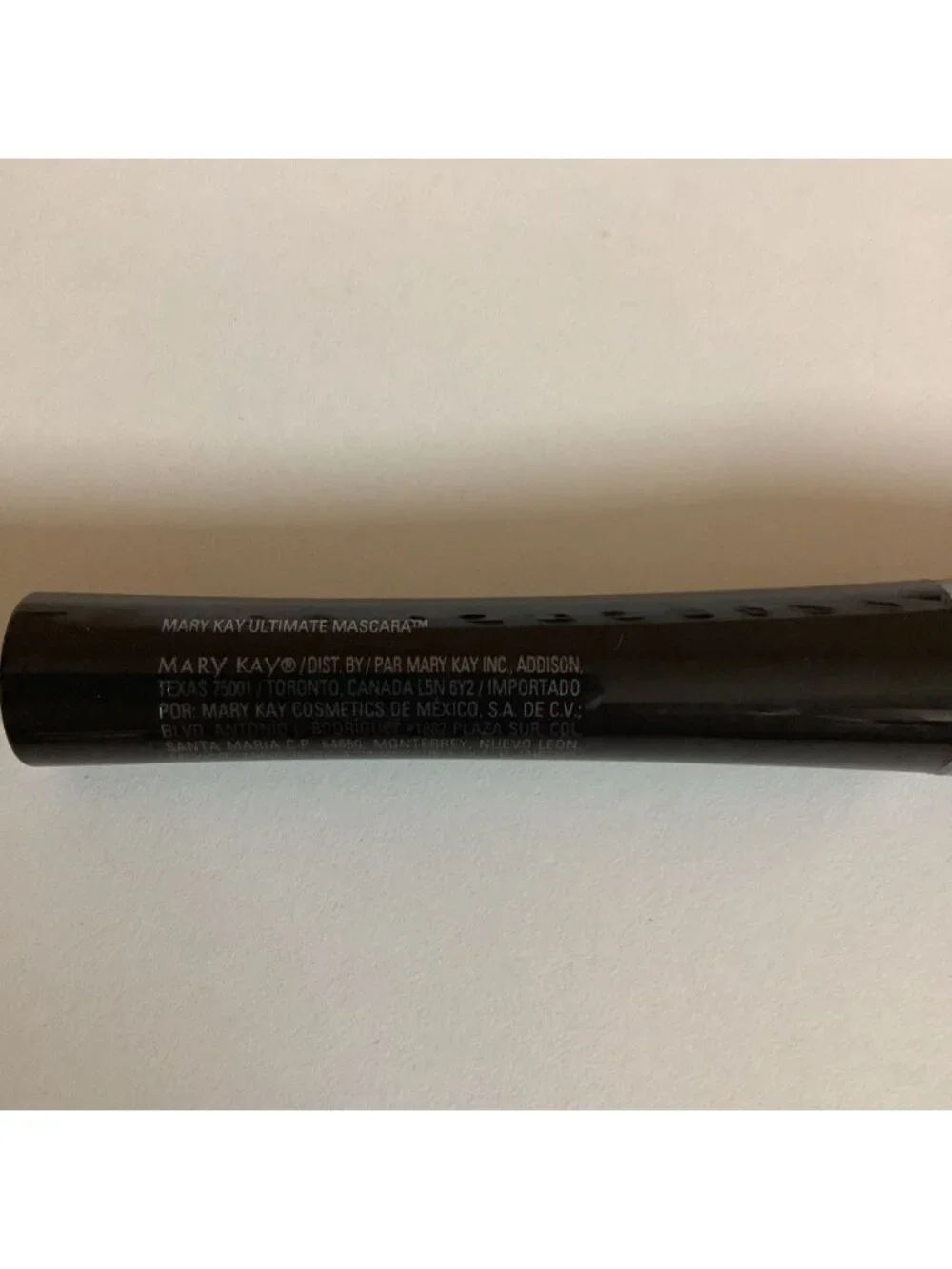 Mary Kay Ultimate Mascara .28 Oz Black/Noir BK28 Discontinued Authentic